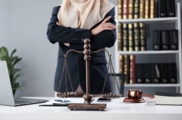 Local Female Lawyers, Trusted Legal Advice Near You